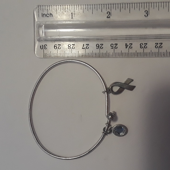 JK Thirty One Bangle Bracelet - Picture 3 of 4